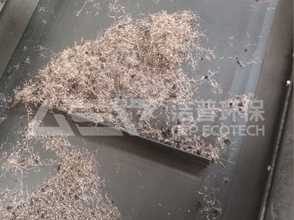 廢舊輪胎破碎裂解生產(chǎn)線，附舊輪胎破碎裂解工藝流程