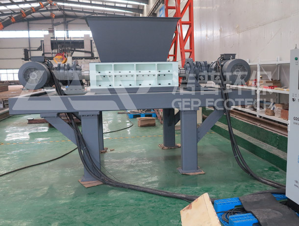 輪胎破碎機(jī)
