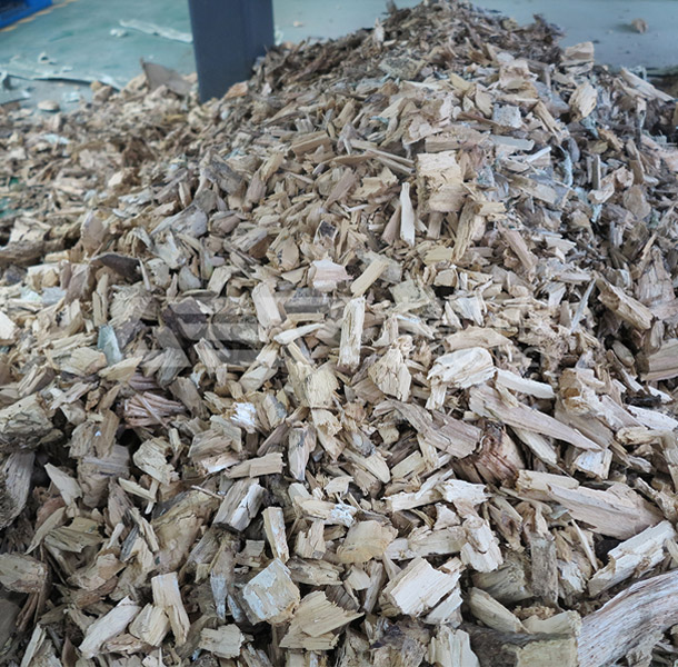 生物質(zhì)樹(shù)根破碎后.jpg