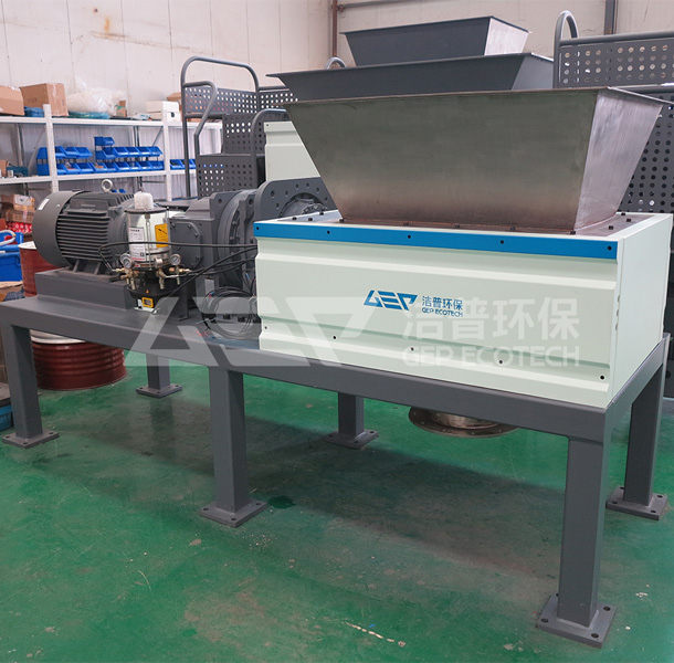 礦泉水瓶破碎機(jī)