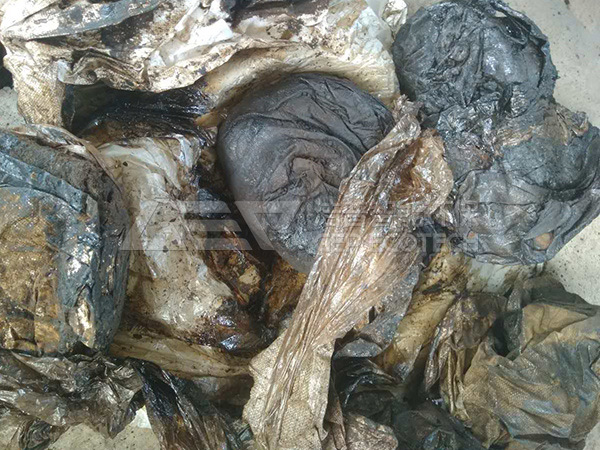 油泥垃圾破碎處理需要那種設備？